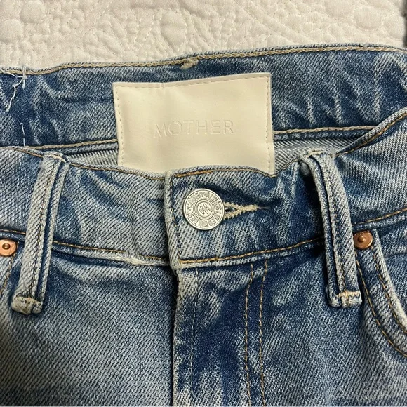 MOTHER Insider Crop Step Fray Denim Jeans High Rise Waist Raw Hem Light Wash 24
